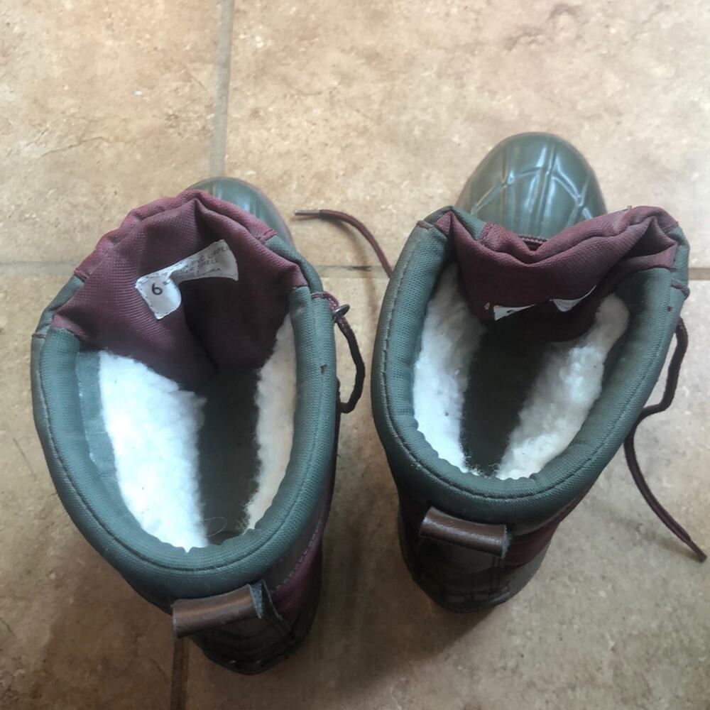 Duck Boots - Picture 4 of 9
